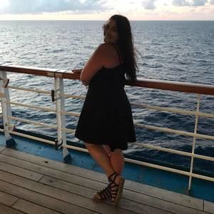 Meet your Posher, Dana